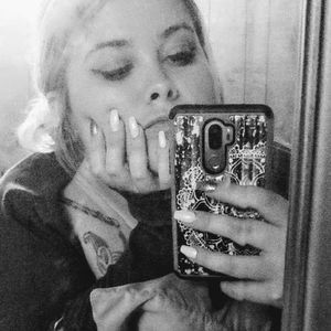 Meet your Posher, Kelli